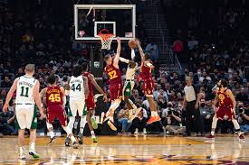 球运动的发 球运动的发