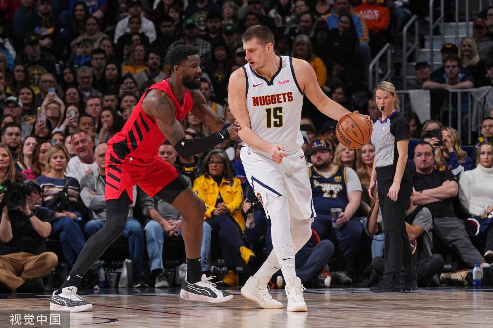 杂而困难的 杂而困难的